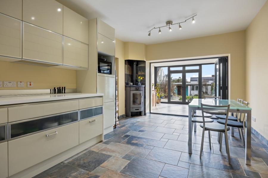 14 Ballyholme Esplanade