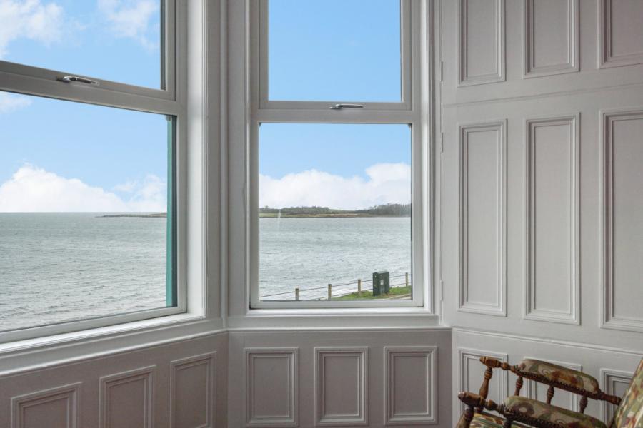 14 Ballyholme Esplanade