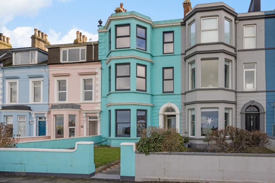 14 Ballyholme Esplanade