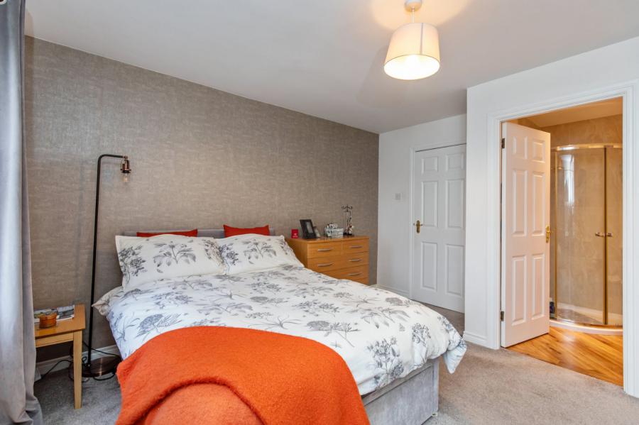 9 Lord Warden's Court