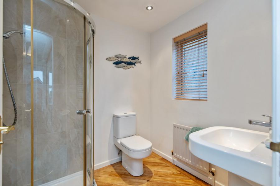 9 Lord Warden's Court