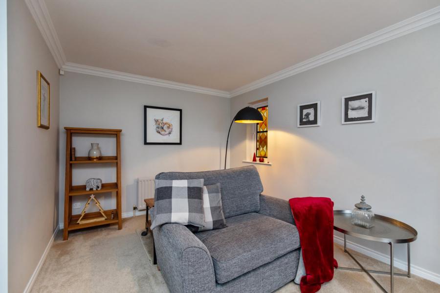 9 Lord Warden's Court