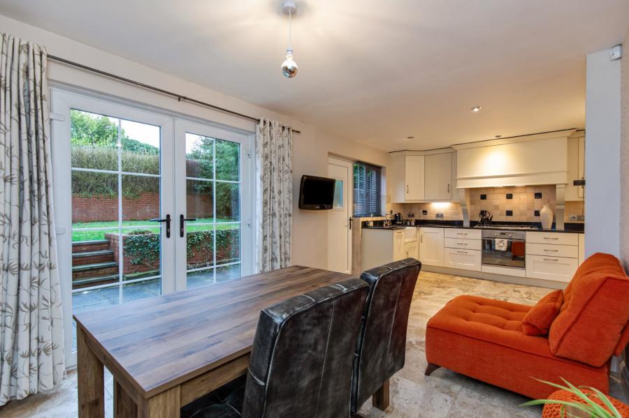 9 Lord Warden's Court