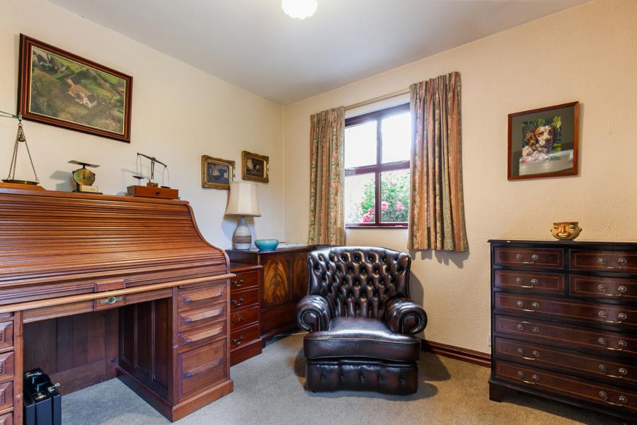2 Lorne Lane