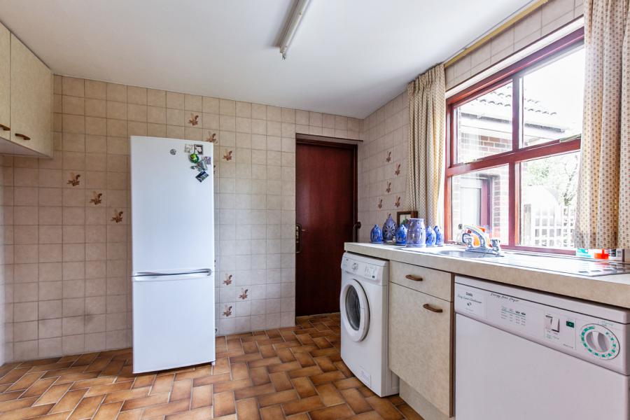 2 Lorne Lane
