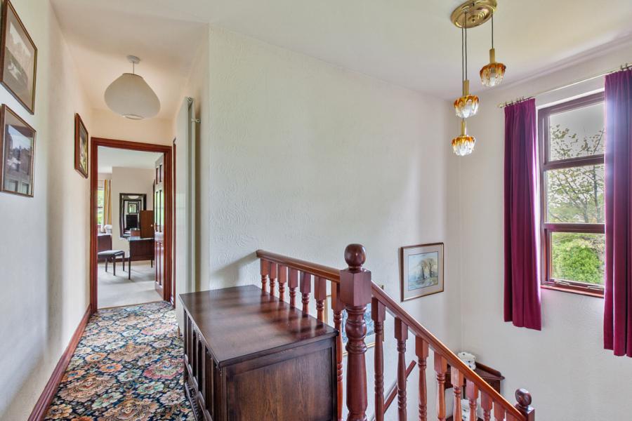 2 Lorne Lane