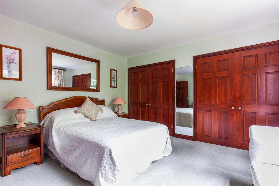 2 Lorne Lane