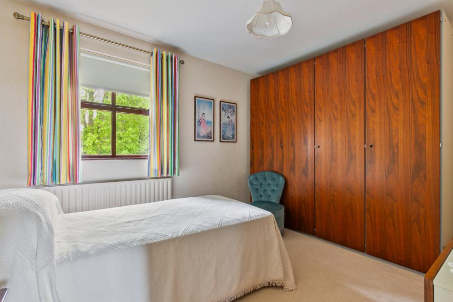 2 Lorne Lane