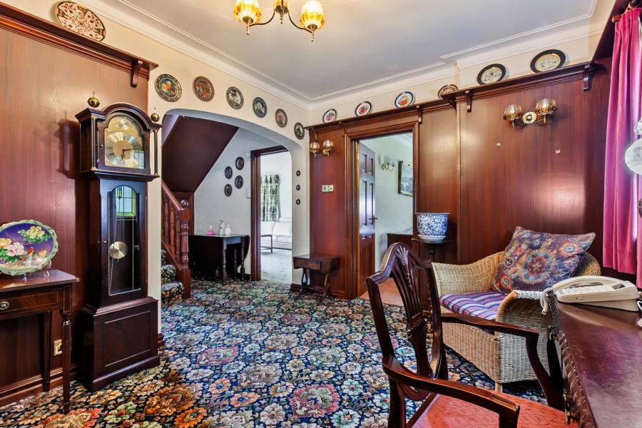 2 Lorne Lane