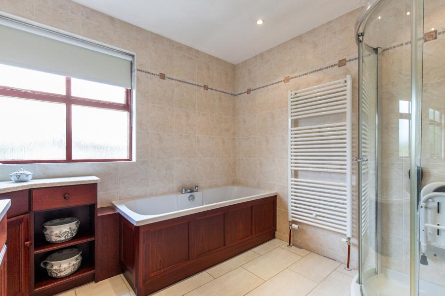 2 Lorne Lane