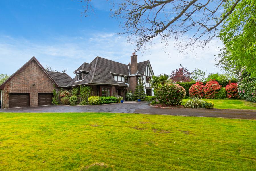 2 Lorne Lane