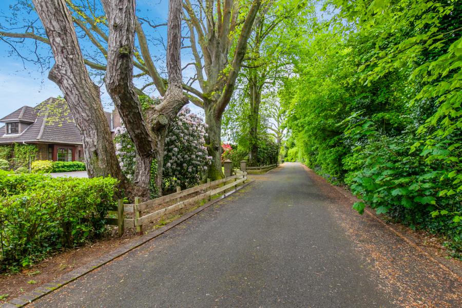 2 Lorne Lane