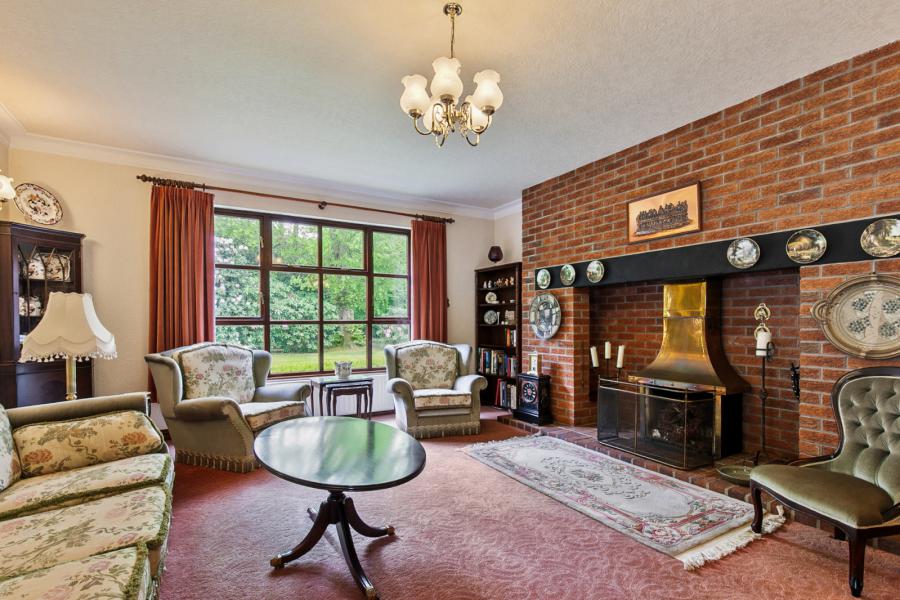 2 Lorne Lane