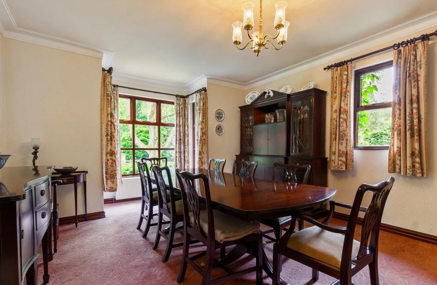 2 Lorne Lane