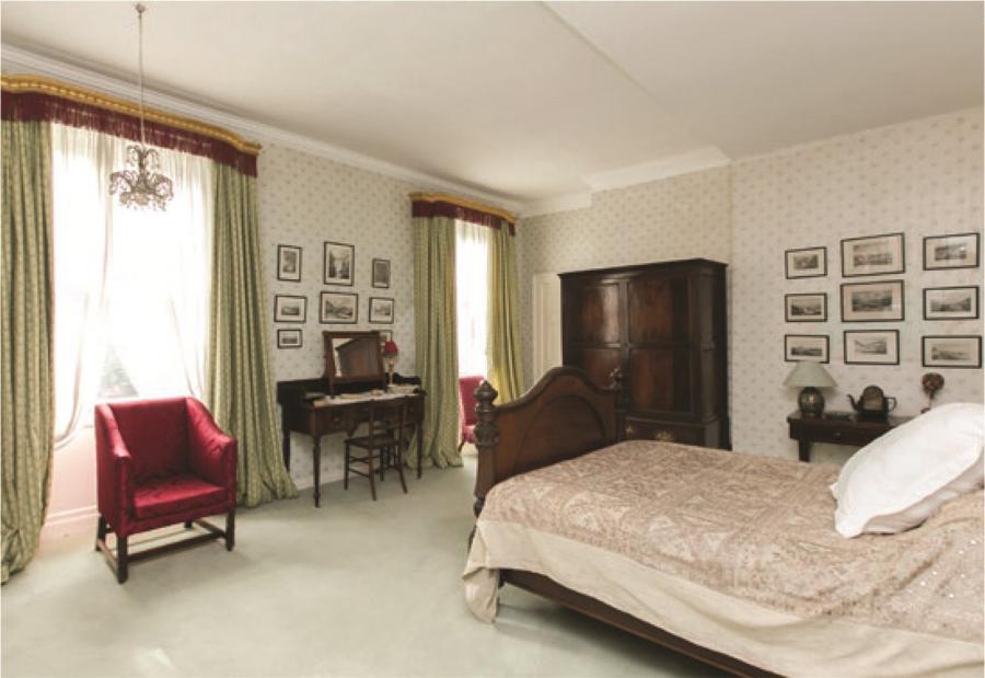 The Manor House & The Stable House, 38/38A High Street