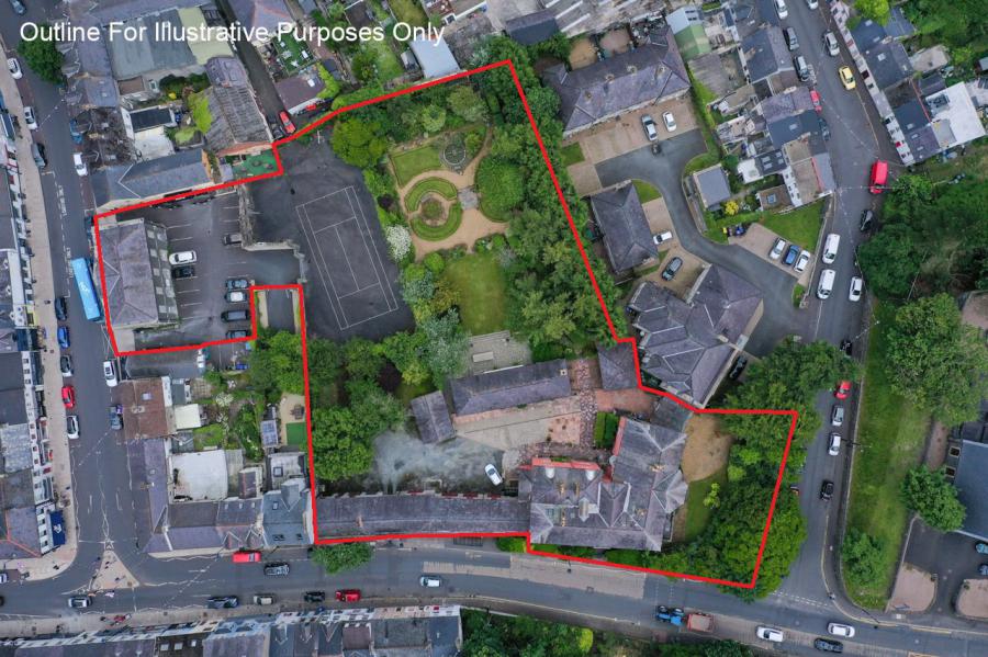 The Manor House & The Stable House, 38/38A High Street