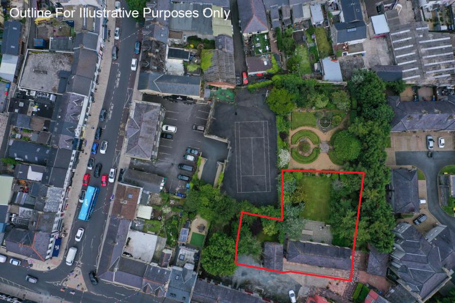 The Manor House & The Stable House, 38/38A High Street