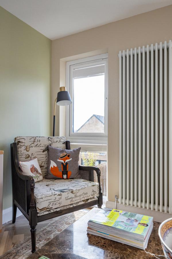 De, 19 Milecross Manor