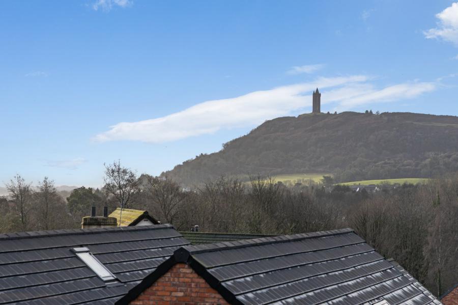 De, 19 Milecross Manor