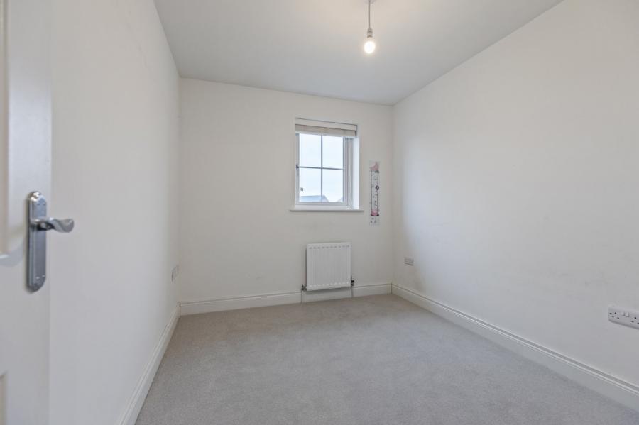 9 Helens Wood Gardens