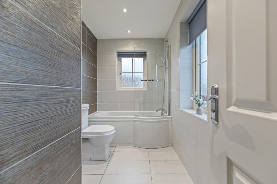 9 Helens Wood Gardens