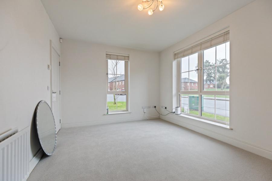 9 Helens Wood Gardens