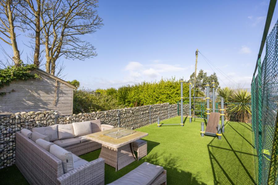 Ivy Lodge, 22 Circular Road West