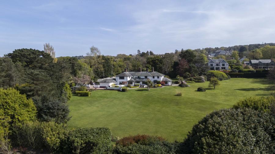 Killymard, 17 Circular Road East