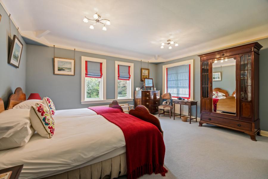 Killymard, 17 Circular Road East