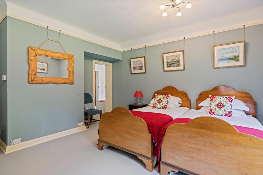 Killymard, 17 Circular Road East