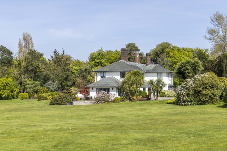 Killymard, 17 Circular Road East