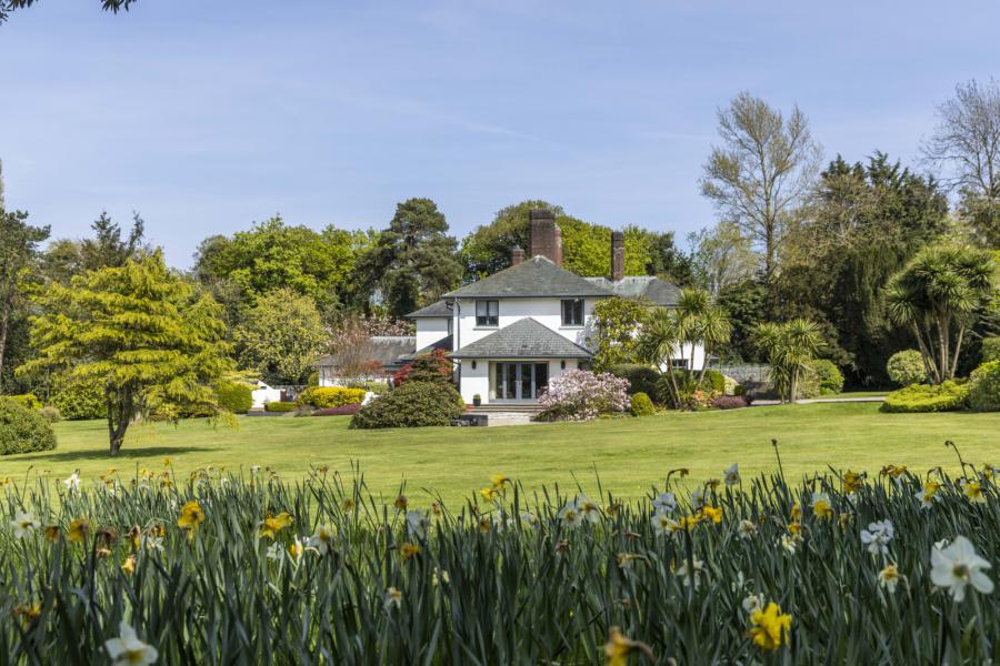 Killymard, 17 Circular Road East