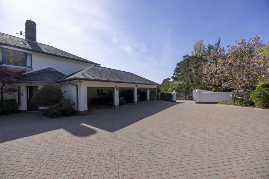 Killymard, 17 Circular Road East