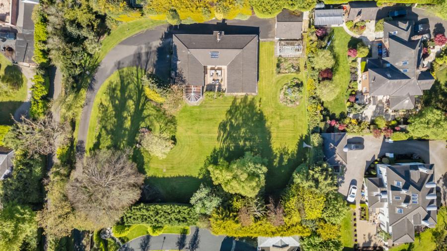 27 Cultra Avenue