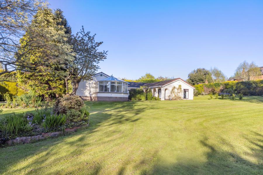27 Cultra Avenue