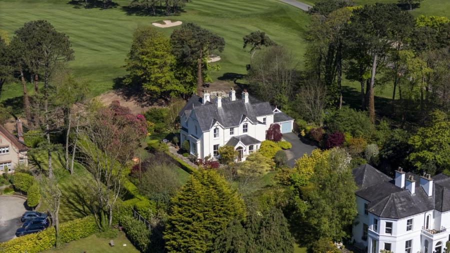 Slinden House, 21 Station Road