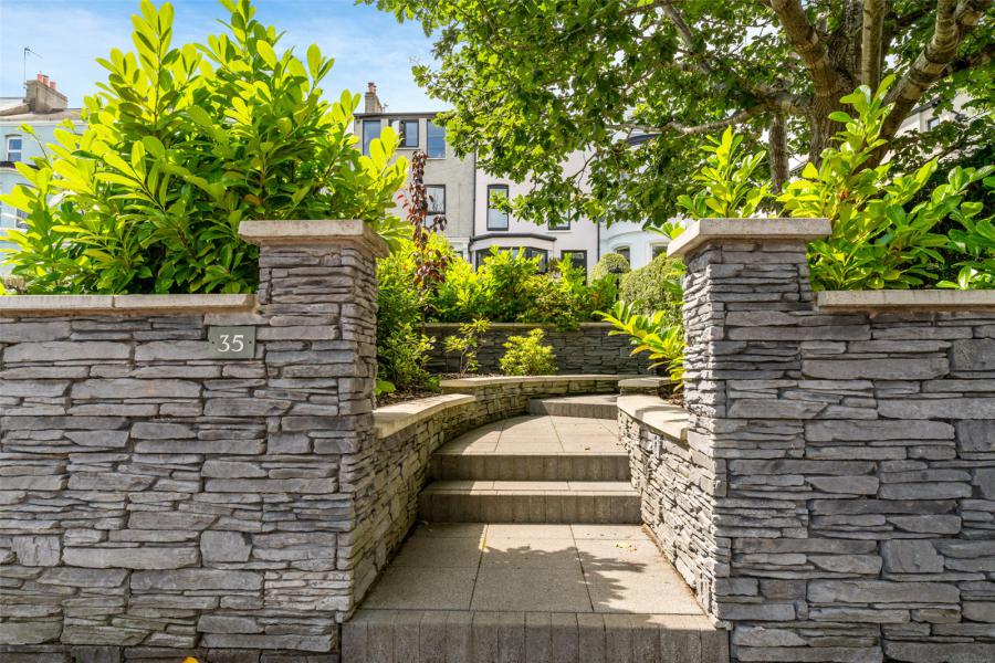 35 Princetown Road