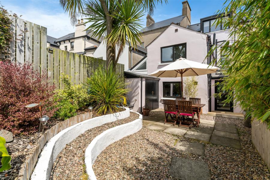 35 Princetown Road