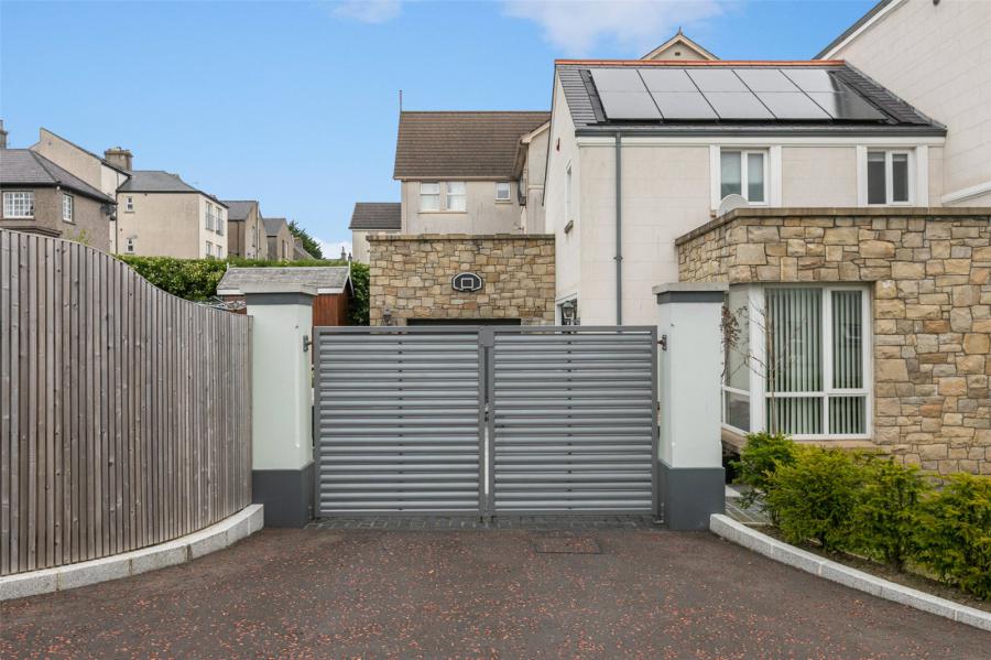 Princetown Villa, 66 Princetown Road