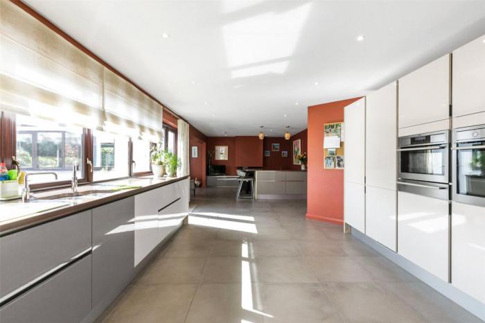 41 Whinney Hill