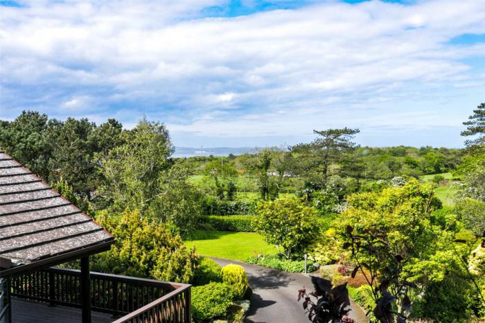 41 Whinney Hill 41 Whinney Hill