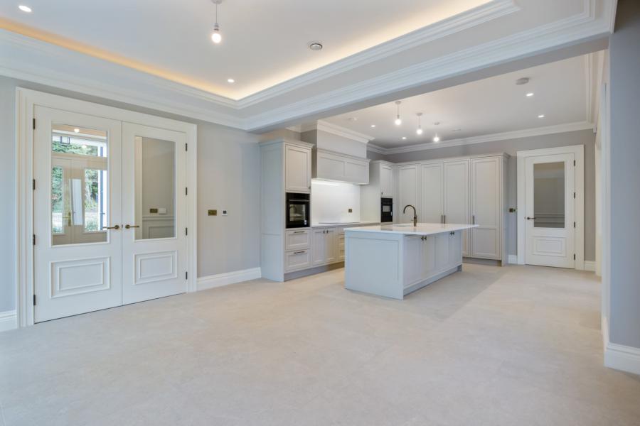 Apartment 15 The Mansion House294, Ardavon Estate