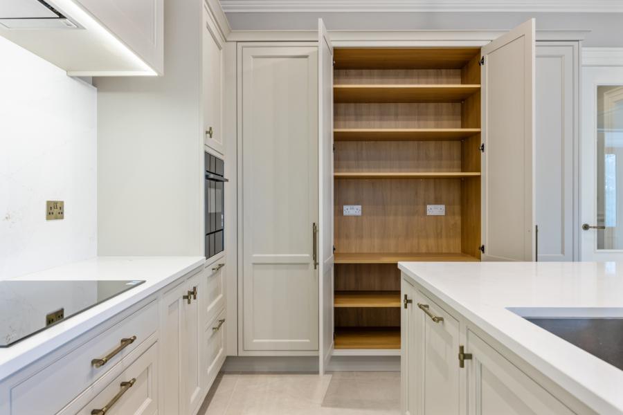 Apartment 15 The Mansion House294, Ardavon Estate