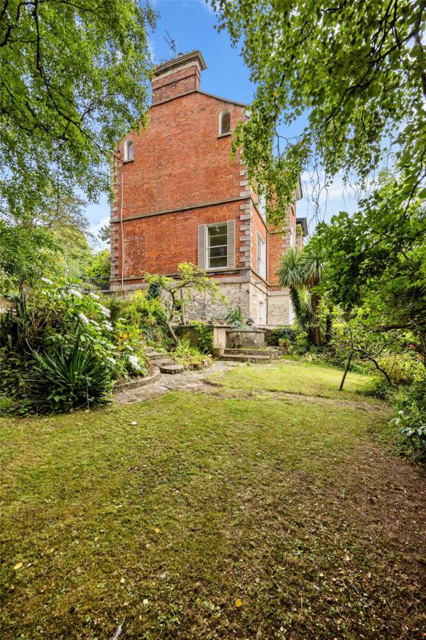 Millbank House, 33 Victoria Road