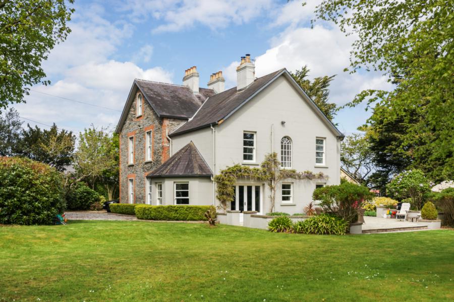 Ballywooley House, 173 Crawfordsburn Road, Bangor, County Down, BT19 1BT