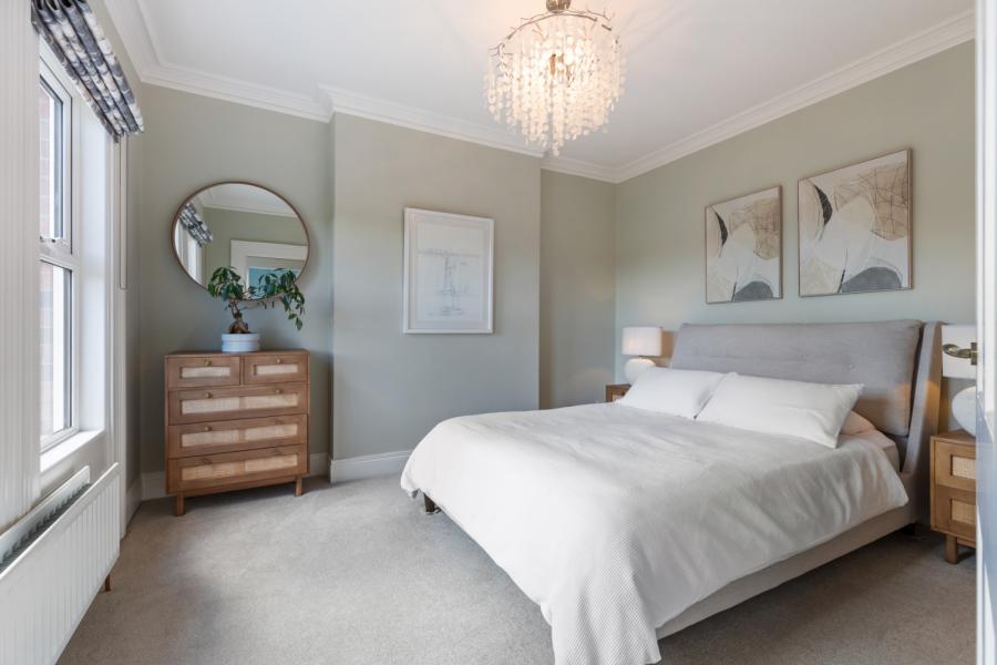 15 Ballymenoch Park