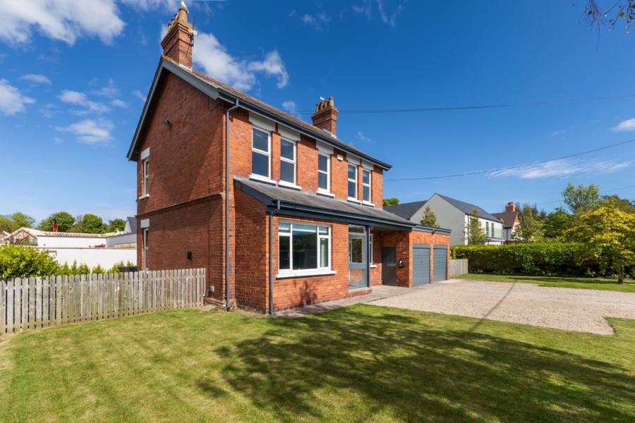 15 Ballymenoch Park