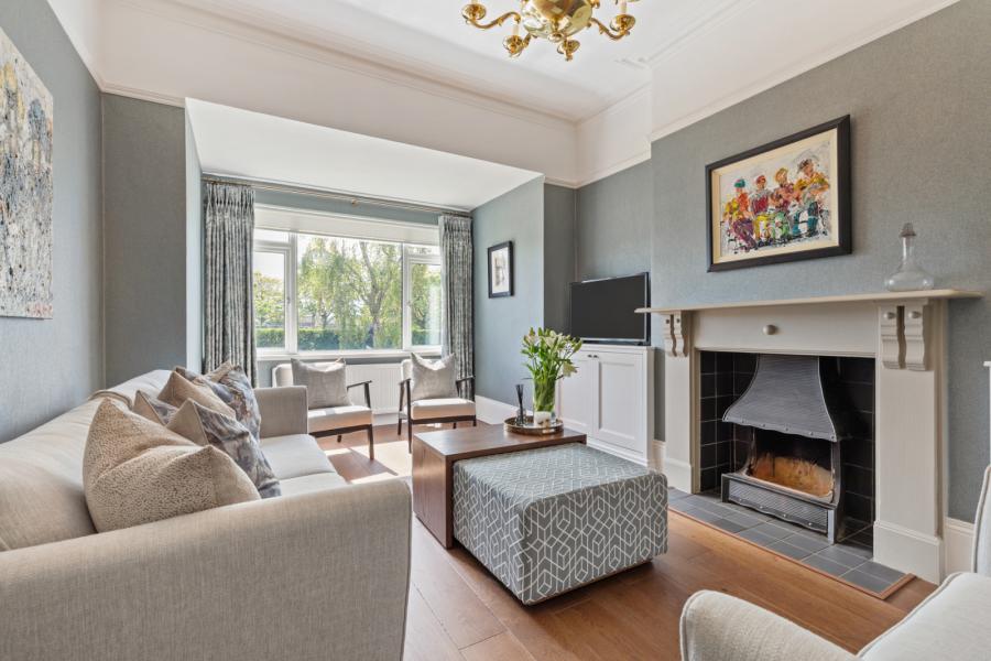 15 Ballymenoch Park