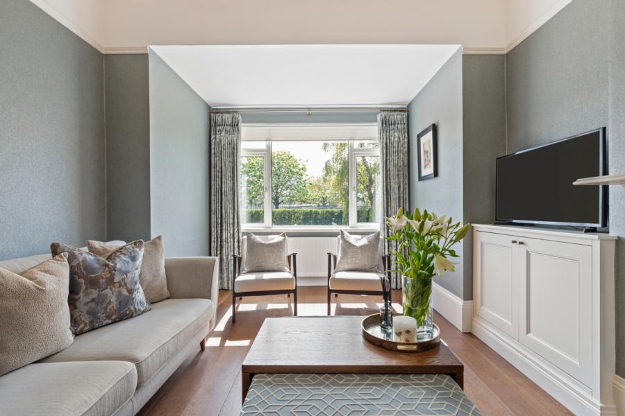 15 Ballymenoch Park
