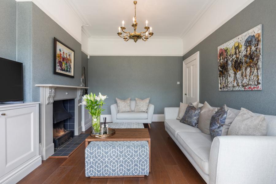15 Ballymenoch Park